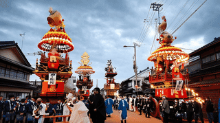 放生津八幡宮祭の曳山・築山行事