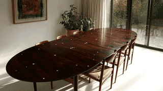 シルバーテーブル（ユダステーブル）